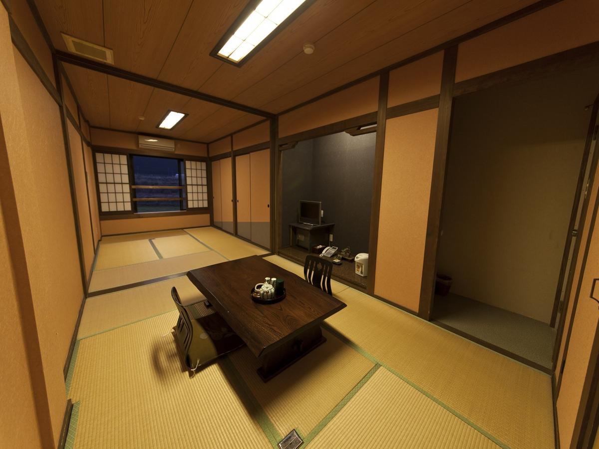 Gokuraku Onsen Takumi No Yado Hotel Takaharu Luaran gambar